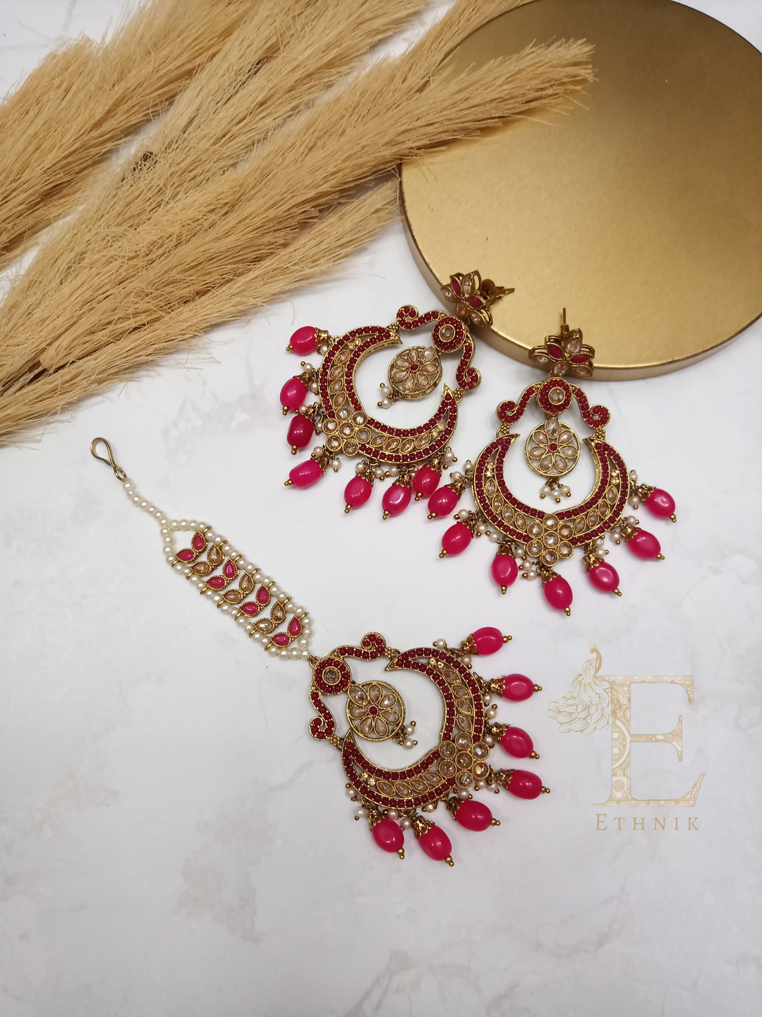 Badtameez Dil - Hot Pink