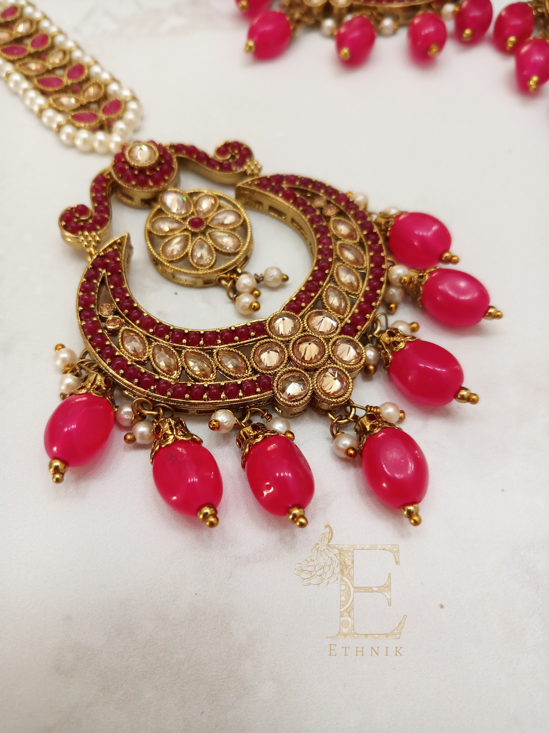 Badtameez Dil - Hot Pink