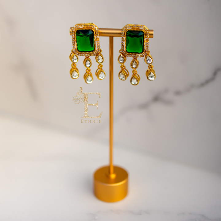 Ira Emerald Necklace Set