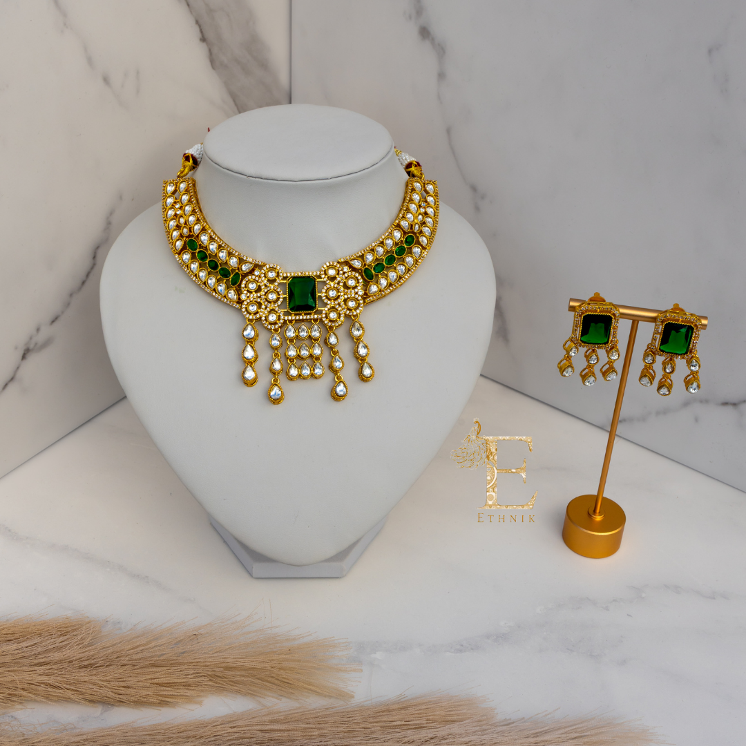 Ira Emerald Necklace Set