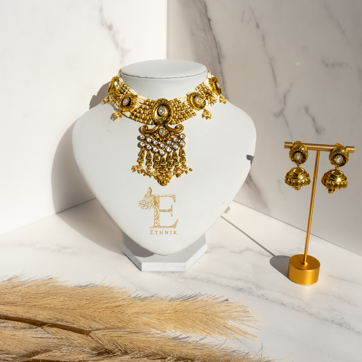 Mandira Necklace Set White