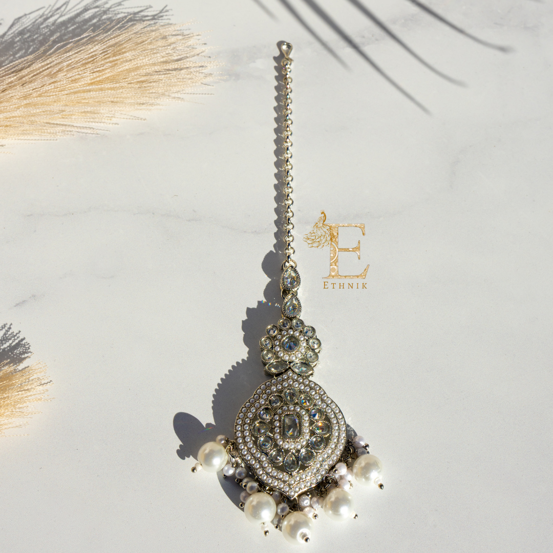 Samriddhi Necklace Set Silver